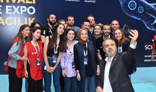 Bilim meraklıları ödüllerine kavuştu