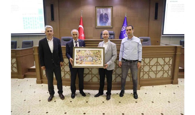 Bursa Büyükşehir'in gündemi: Siber güvenlik