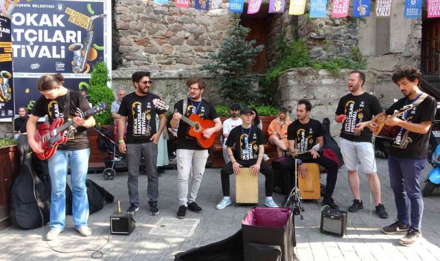 Bursa'da sanat sokağa taştı