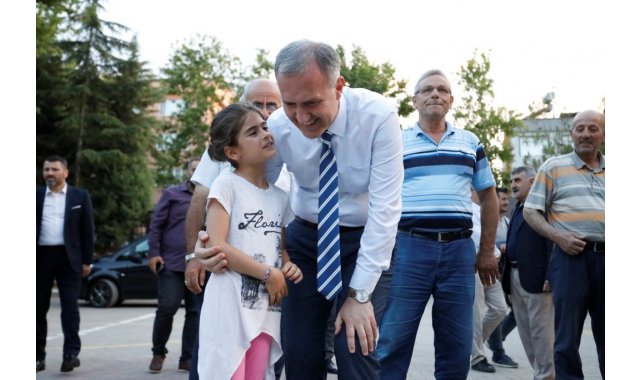İnegöl Belediyesi Başkanı Alper Taban sorunları dinledi