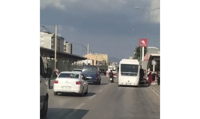 Bursa'da trafikte yaşanan tehlike anlar kameralarda