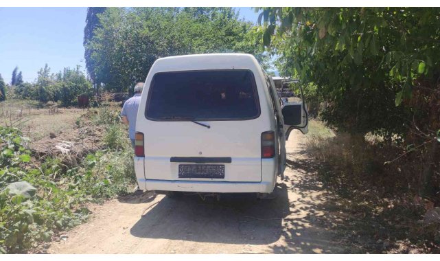 Minibüsü çaldılar orhangazi polisinden kaçamadılar