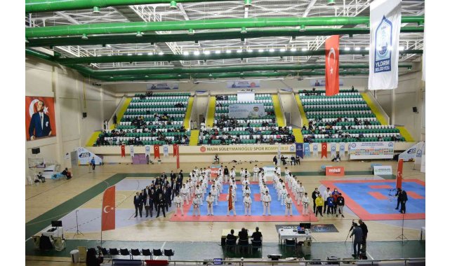 Yıldırım Belediyesi, ilçenin 'spor kenti' kimliğini güçlendirecek çalışmaları hayata geçirmeye devam ediyor
