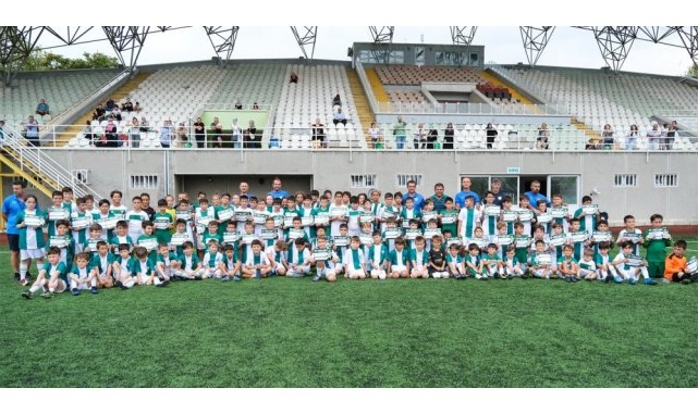 Bursaspor Futbol Okulu yaz dönemi sona erdi