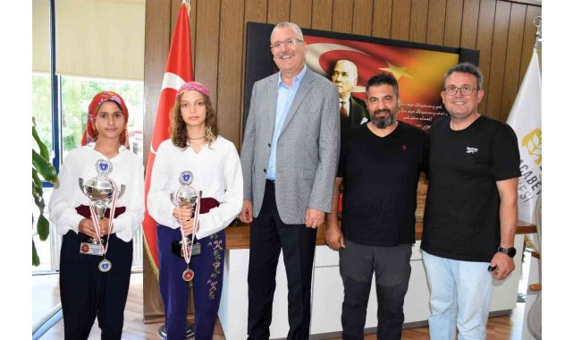 Karacabey'in sporda başarıları sürüyor