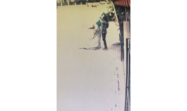 Pes artık...Bursa'da çöp kovası hırsızlığı kameralarda