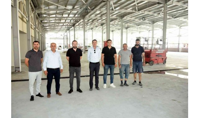Yenişehir Kapalı Pazar yeri gün sayıyor