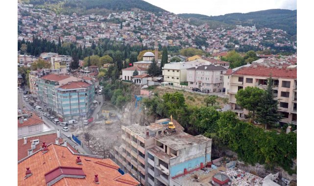 Bursa'nın surlarına Osmangazi imzası