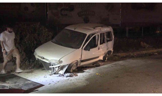 Direksiyon hakimiyetini kaybeden alkollü sürücü ağır yaralandı