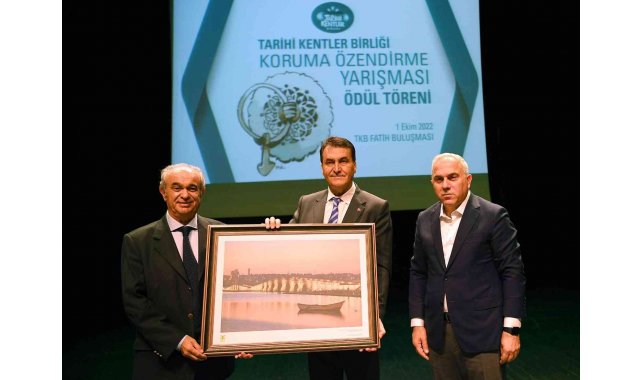 'Yaşayan Tarih Hisar İçi Projesi'ne özel ödül
