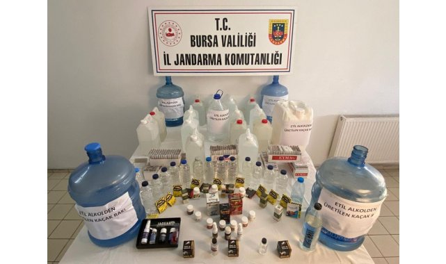 Bursa'da jandarmadan sahte rakı operasyonu