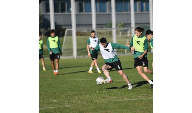 Bursaspor, İnegölspor maçının taktiğini yaptı