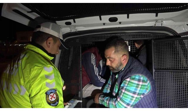 Dur ihtarına uymadı...Yakalanınca, " Arkadaşım şaka yapıyor sandım" dedi