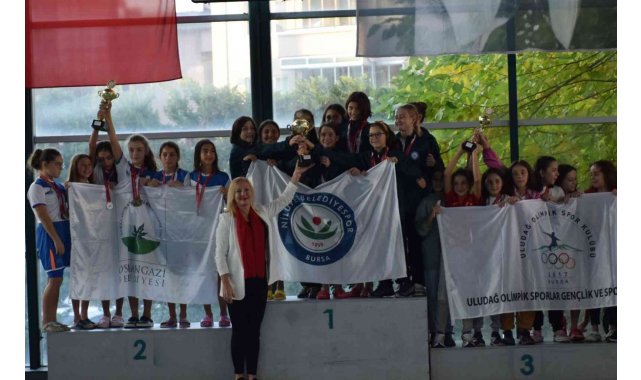 Kulaçlar Cumhuriyet için atıldı