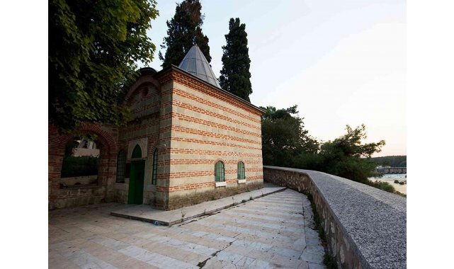 Lala Şahin Cami 650 yıl sonra ihya ediliyor