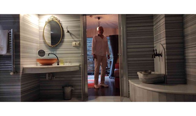 Otel odalarına Türk hamamı yaptı turistler akın ediyor