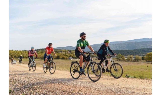 Pedalladıkları mesafeler ağaca dönüşecek