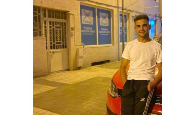 Talaş makinesinin içine düşen genç hayatını kaybetti