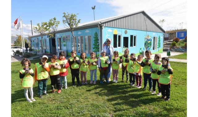 Yıldırım Belediyesi'nden miniklere çevre dersi