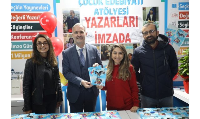 Bursa'da kitap günleri tüm coşkusuyla sürüyor