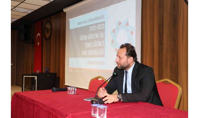 Milli Eğitim Müdürü Gür, ortaokul müdürleriyle buluştu