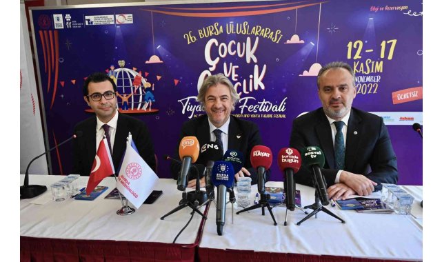 Tiyatroda çocuk ve gençlik buluşması başlıyor