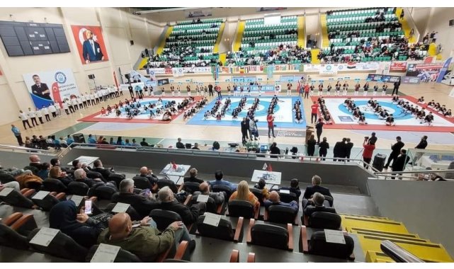 Alpagut Dünya Şampiyonası'nda Yıldırım'dan madalya yağmuru
