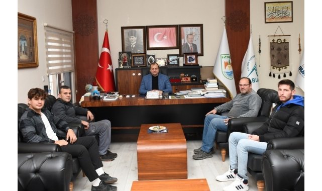 İznik Motosiklet Spor Klübü tüm kupaları aldı