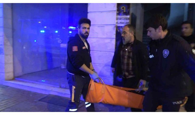 Masaj salonundaki tartışma kanlı bitti, 1 kişi bıçaklanmış halde bulundu