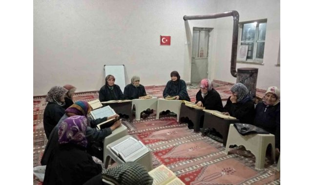 Mustafakemalpaşa'da atıl okullar köylerin kalbi oluyor