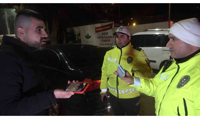 Uygulama noktasından kaçtı çıkmaz sokakta yakalandı, ehliyetine el konuldu