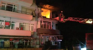 5 kişinin yaralandığı doğalgaz patlamasında, intihar iddiası - Yeniden