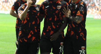Adanaspor - Yeni Malatyaspor: 2-2