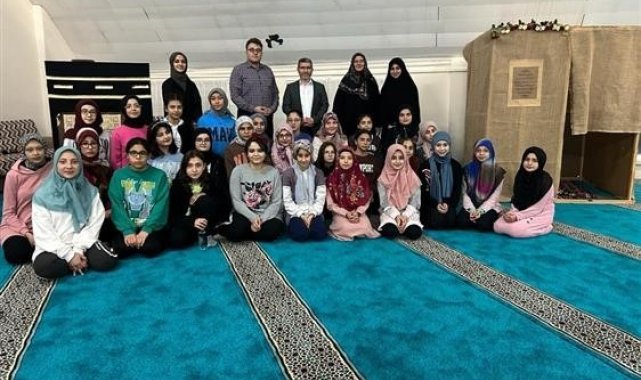 Afyonkarahisar'da 'Gençliğe Değer Ara Dönem Kampı' devam ediyor