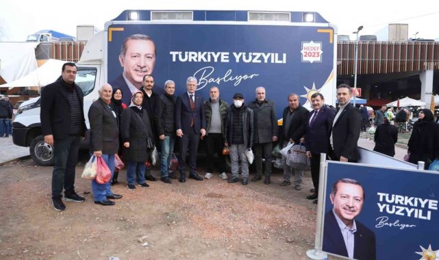 AK Nokta aracı, her gün yüzlerce yeni üye için yollara düşüyor