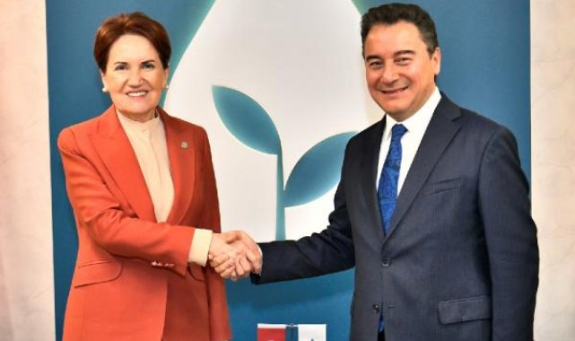 Akşener, Babacan'ı ziyaret etti