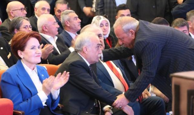 Akşener: Bayrağımıza uzanan elin bedelini İsveç hükümeti ödemelidir
