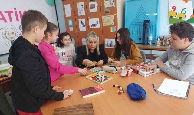 Aldoğan, kış okullarının ilk gününde öğrencilerle buluştu