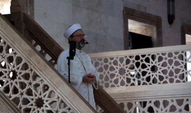 Ali Erbaş: Kutsala saldırmak, özgürlük kılıfı altında normalleştirilemez