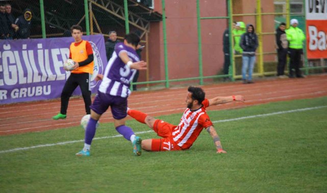 Amatör maçta tribünler karıştı