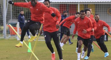Antalyaspor 6 haftalık galibiyet özlemine son vermeyi hedefliyor