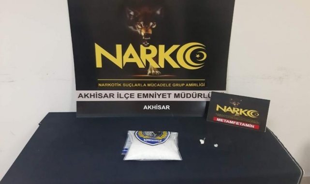 Araçta uyuşturucuyla yakalanan 4 kişi tutuklandı
