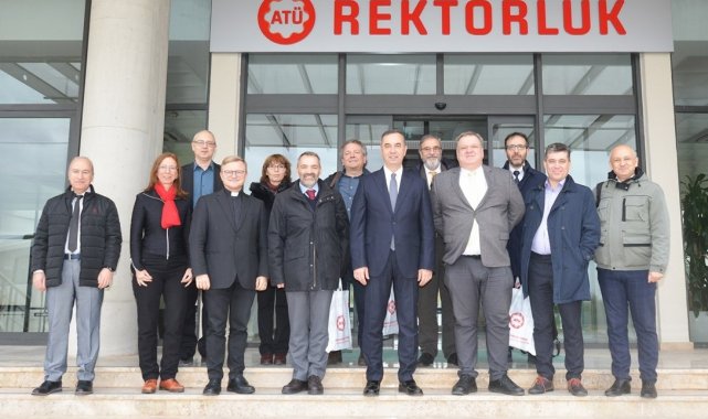 ATÜ'de AB üniversiteleri zirvesi