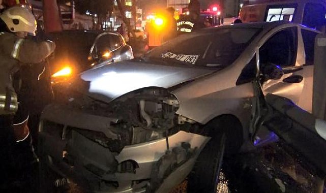 Avcılar'da iki otomobil çarpıştı: 2 yaralı