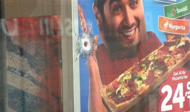 Avcılar'da pizzacı kurşunlandı