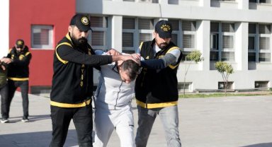 Avukatı vurmak için rengini değiştirdikleri otomobile sahte plaka taktılar
