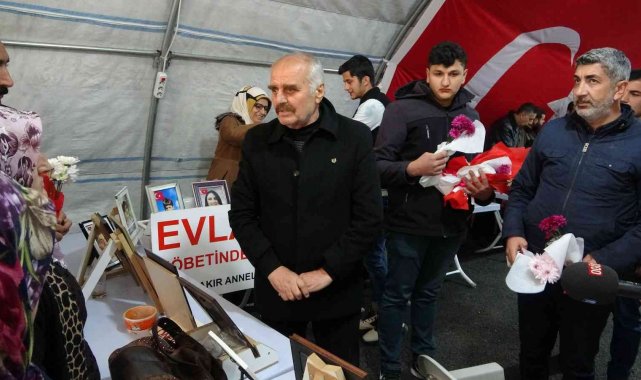 Bağımsız Ülkücüler Derneğinden evlat nöbetine destek