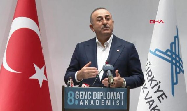 Bakan Çavuşoğlu: Bu hem ahlaksızlıktır hem de alçaklıktır