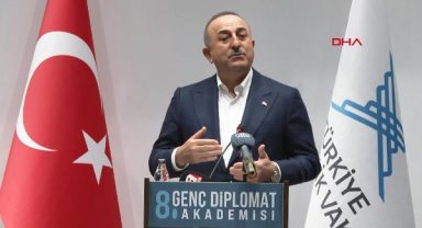 Bakan Çavuşoğlu: Bu hem ahlaksızlıktır hem de alçaklıktır
