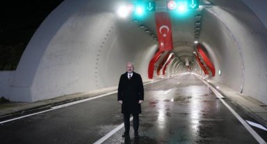 Bakan Karaismailoğlu, Honaz Tünelinde inceleme yaptı